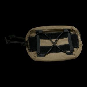 CANINE EDC DOG POUCH

ONETIGRIS tactical dog treats pouch